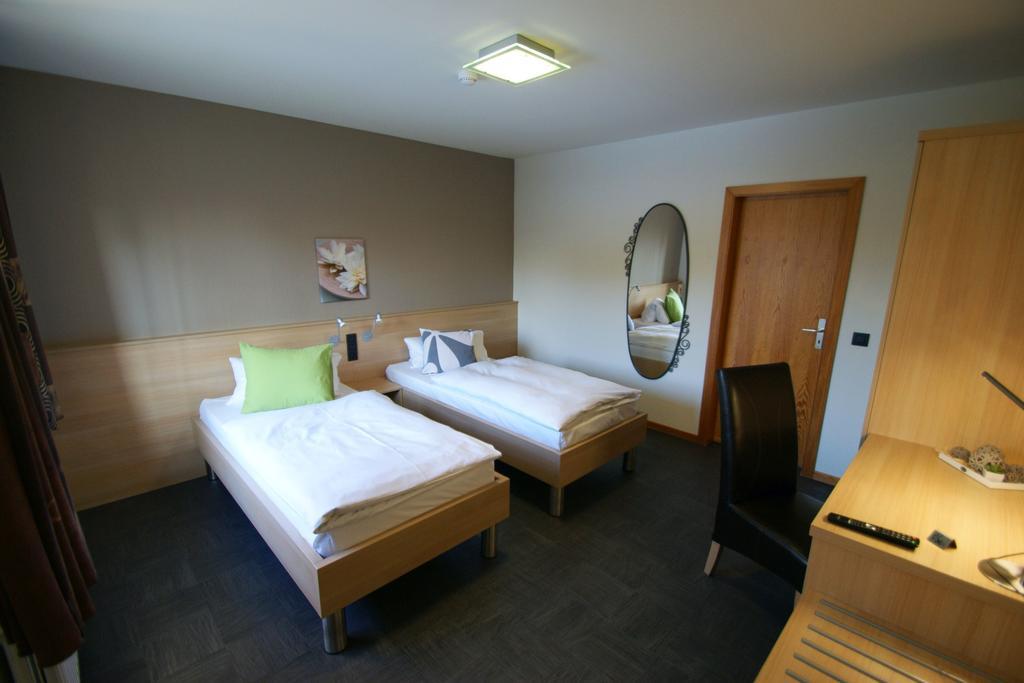 Hotel Restaurant Tychon Ag Eynatten Habitación foto