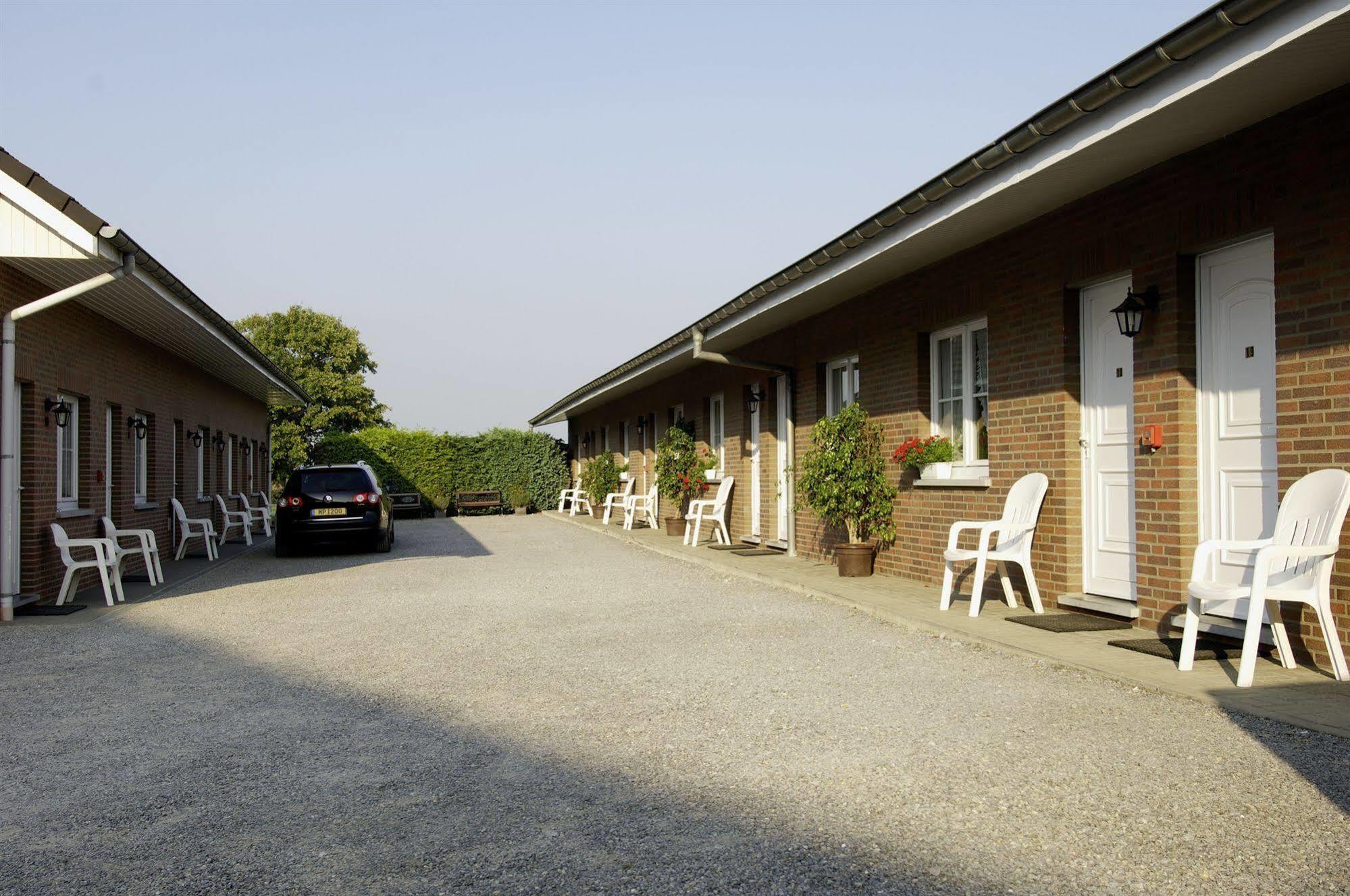 Hotel Restaurant Tychon Ag Eynatten Exterior foto